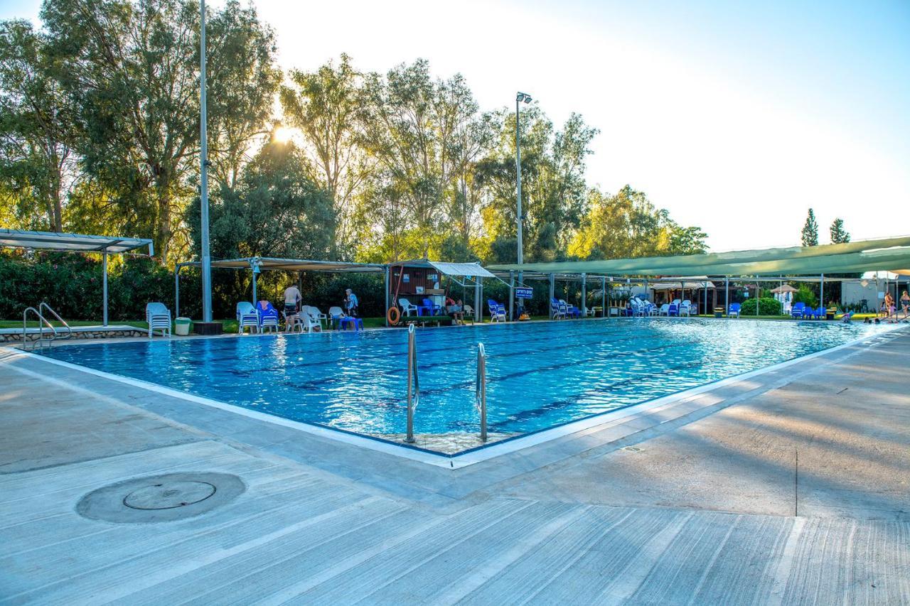 כפר הנופש קיבוץ גדות Kibbutz Gadot Galilean Resort Dış mekan fotoğraf